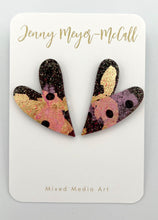 Load image into Gallery viewer, Heart Earrings: 17
