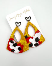 Load image into Gallery viewer, Earrings: #23
