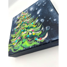 Load image into Gallery viewer, Holiday Tree 4
