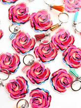 Load image into Gallery viewer, Flower Keychain
